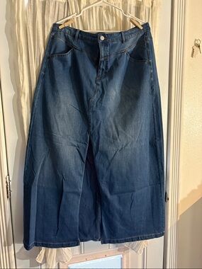 HALARA Blue Denim A-Line Maxi Skirt